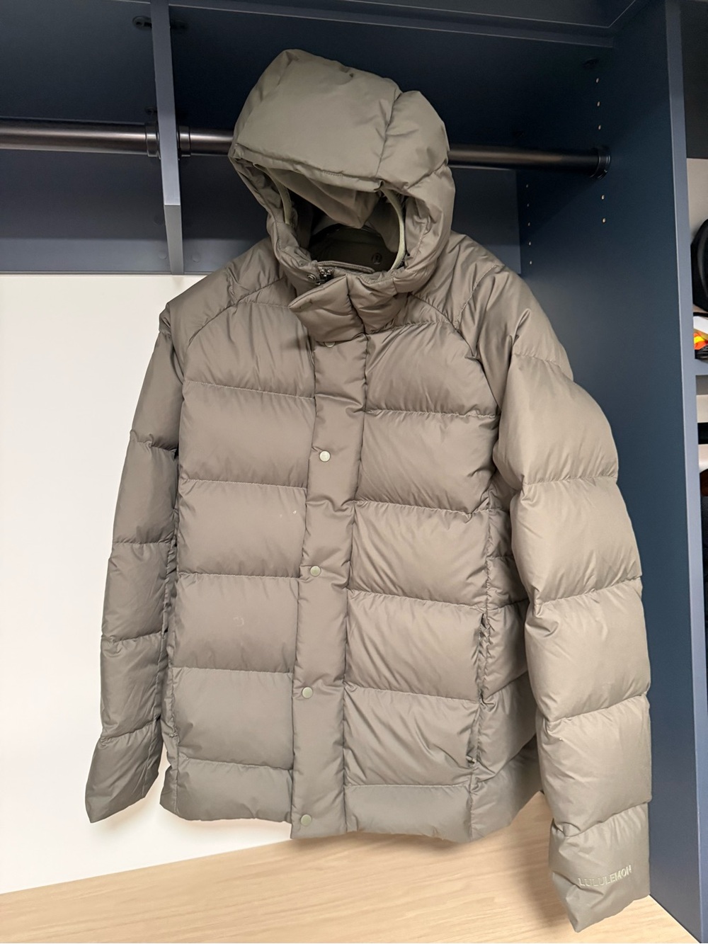 Lululemon Parka. Wunder Puff Jacket. Size L. Great Condition.